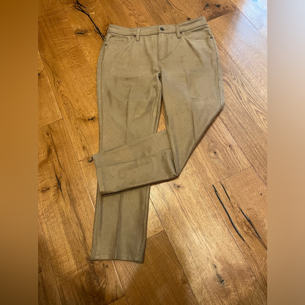 CHICO’S 5 POCKET JEAN IN LUXURIOUS SOFT SUEDE 6R